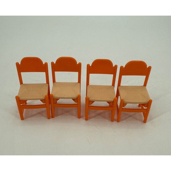 Vintage Tomy Dollhouse Furntire Table & 4 Chairs Set Smaller Homes - Picture 5 of 6